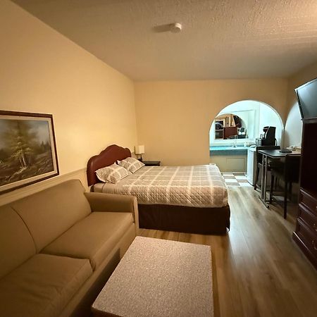 Centre Suite Inns Motel Bonnyville Exterior foto